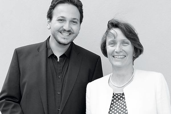 Liederstunde mit Neumayr und Tsenigkoglou